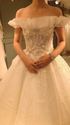 点击看大图 -GRACE KELLY婚纱与礼服(北京店)
