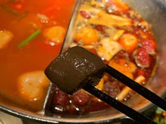 双拼锅底-湊湊火锅·茶憩(新中关购物中心店)