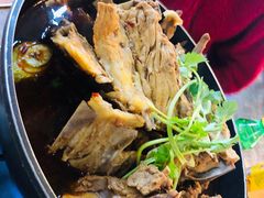 招牌酱猪骨头-运气牛自助酱大骨火锅(南京东路店)