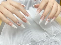 -芊冉•美甲美睫纹绣