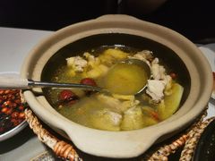 -领鲜天下·焗海鲜·花胶鸡(天目里店)