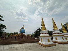 -一寨两国风景区