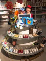 -国际蓝孩(将台路店)