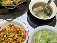 -费大厨辣椒炒肉(高铁吾悦广场店)