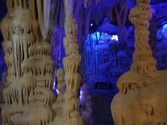 -泉城欧乐堡戏水湾艺术养生温泉