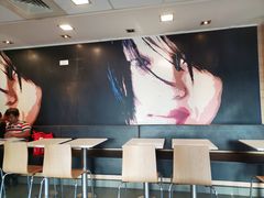 -麦当劳(乳山路店)