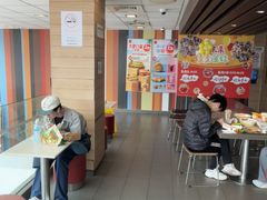 -麦当劳(乳山路店)