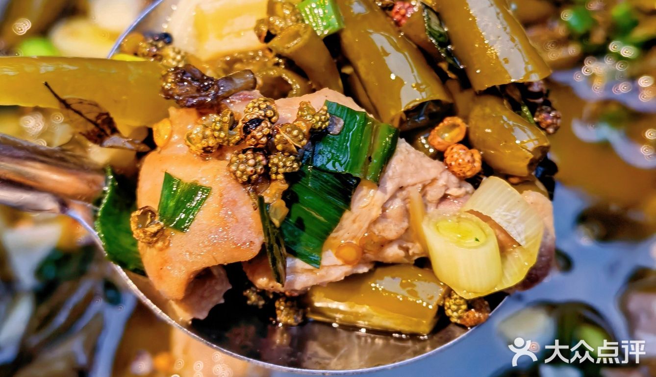 藏在太古里的平价美食，没有一只🐔可以逃出这家餐厅