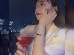 -埠口精酿夜景餐酒吧· BREWPORT BISTRO(长嘉汇重庆之眼店)