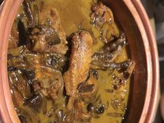 小鸡炖蘑菇-关东小磨东北菜(漕河泾印象城店)