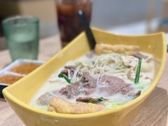 -谭仔米线(皇庭广场店)