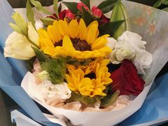 -花言草语鲜花店(灵山路店)