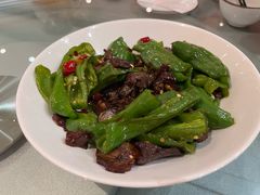-辛香味烧鱼馆·非遗技艺·排骨红烧肉(光谷医药园店)