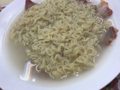 叉烧出前一丁-華人 華星冰室(氹仔 店)