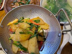 -隔壁老王·家常云南菜(花巷店)