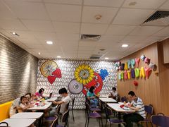 大堂-麦当劳(宝山大厦店)