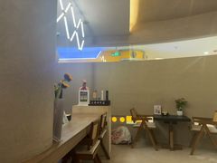 -灸春堂·艾灸·痛症·整脊连锁(之江银泰店)