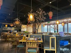 -侯志伟老街炒鸡(广济街店)