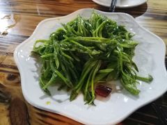 -小锅巴纳西餐厅