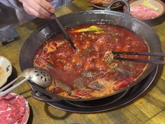 -黄潇洒老火锅(九眼桥宏济巷店)
