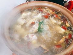-威邵鸡煲(西华路总店)