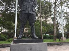 -英雄广场