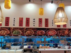 -彧玖食坊·川式砂锅酒馆(成山路店)
