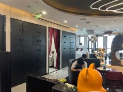 -TOP HAIR SALON