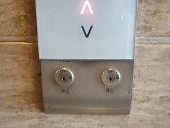 -南宁世纪君悦大酒店(青秀万达滨湖路地铁站店)