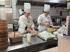 -馋三尺蟹粉小笼(人民广场店)