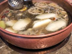 -三人行骨头王火锅(长寿店)