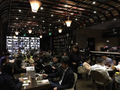 -钟书阁(松江泰晤士小镇店)