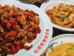 -茅庐川菜(威高广场店)