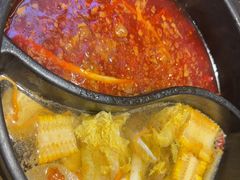 -沸炉重庆老火锅(军事博物馆店)