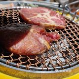 冬天烤肉最暖和了
