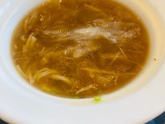 蟹肉鱼翅羹-RIVIERA 松鹤楼(外滩店)