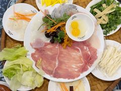 -桥香园云南过桥米线(金马碧鸡店)