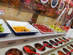 自助调料区-海底捞火锅(河东万达广场店)