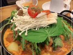 -喇喇排骨火锅·传统韩式脊骨汤(望京西园总店)