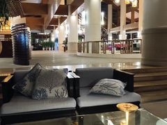 -亚龙湾喜来登·美景台大堂吧