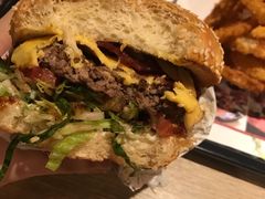 -The Habit Burger Grill 哈比特汉堡(复兴soho店)
