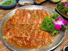 -明洞阿姨·韩式酱蟹烤肉·创意料理(三元桥店)