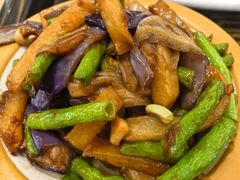 -荟选餐饮徐家汇社区食堂(徐虹北路店)