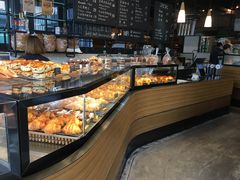 面包甜点陈列柜-麦田工坊(月湖店)
