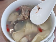 -RIVIERA 松鹤楼(外滩店)