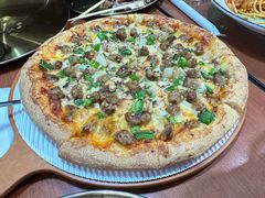 炭烧牛肉披萨-魏斯理汉堡(西安沣东吾悦店)