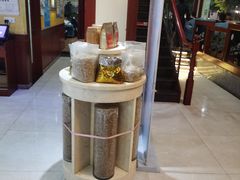 -OLD TREE老树咖啡·西餐厅(台山人工湖店)