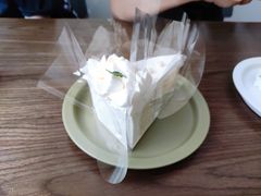 榴莲糯米蛋糕-野路甜点铺(松柏路店)
