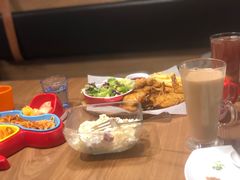 -必胜客(百联又一城店)
