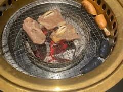 -山川小町·极番烧肉(新地假日广场店)